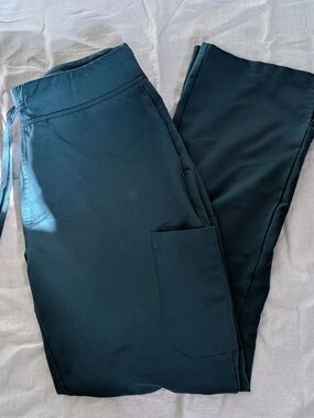 Mandala Women's Straight-Leg Scrub Pants in Caribbean Blue